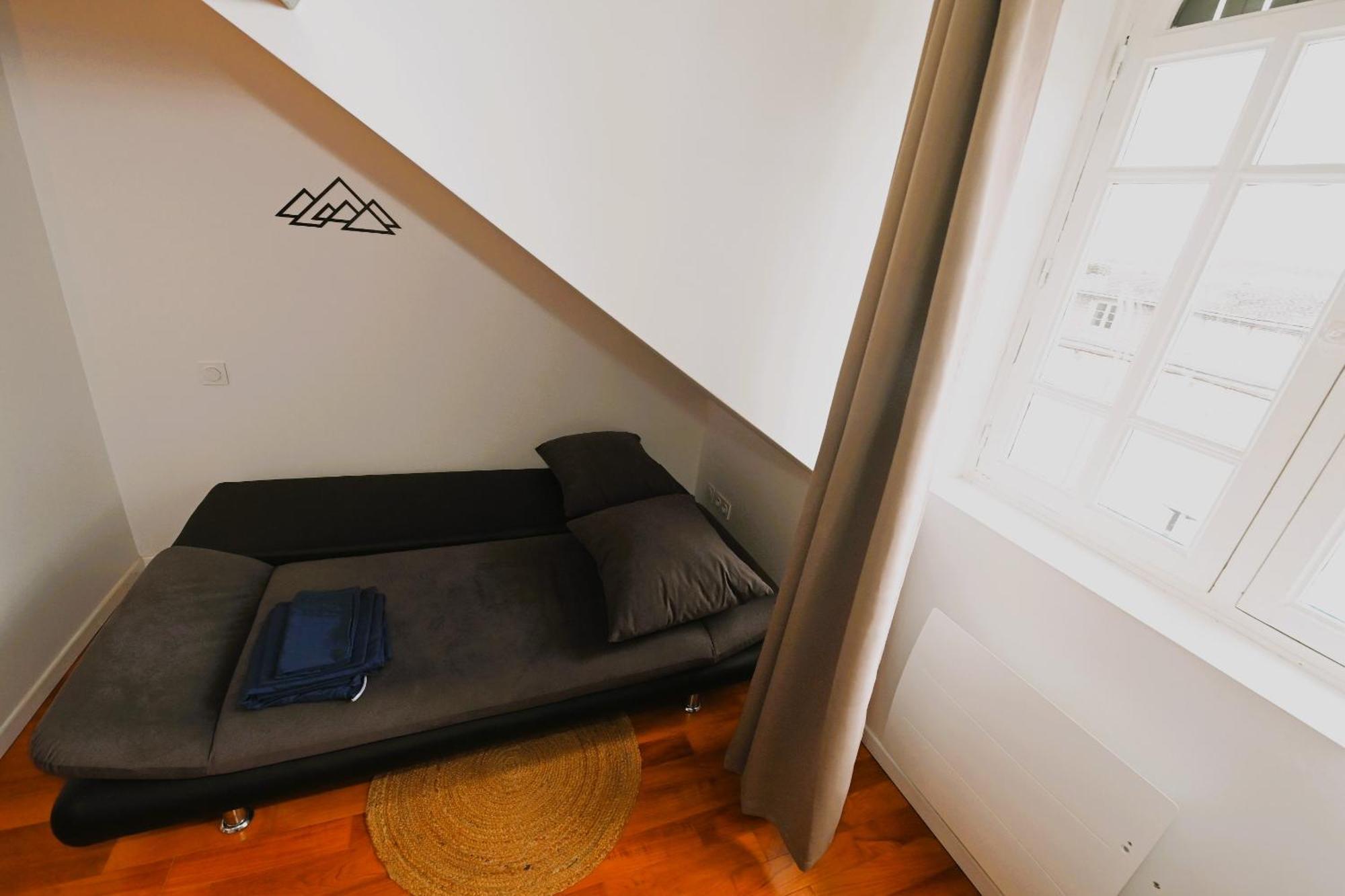 Apartament Les Petits Loups - Acces Parc - Stationnement Gratuit Bagnères-de-Bigorre Zewnętrze zdjęcie